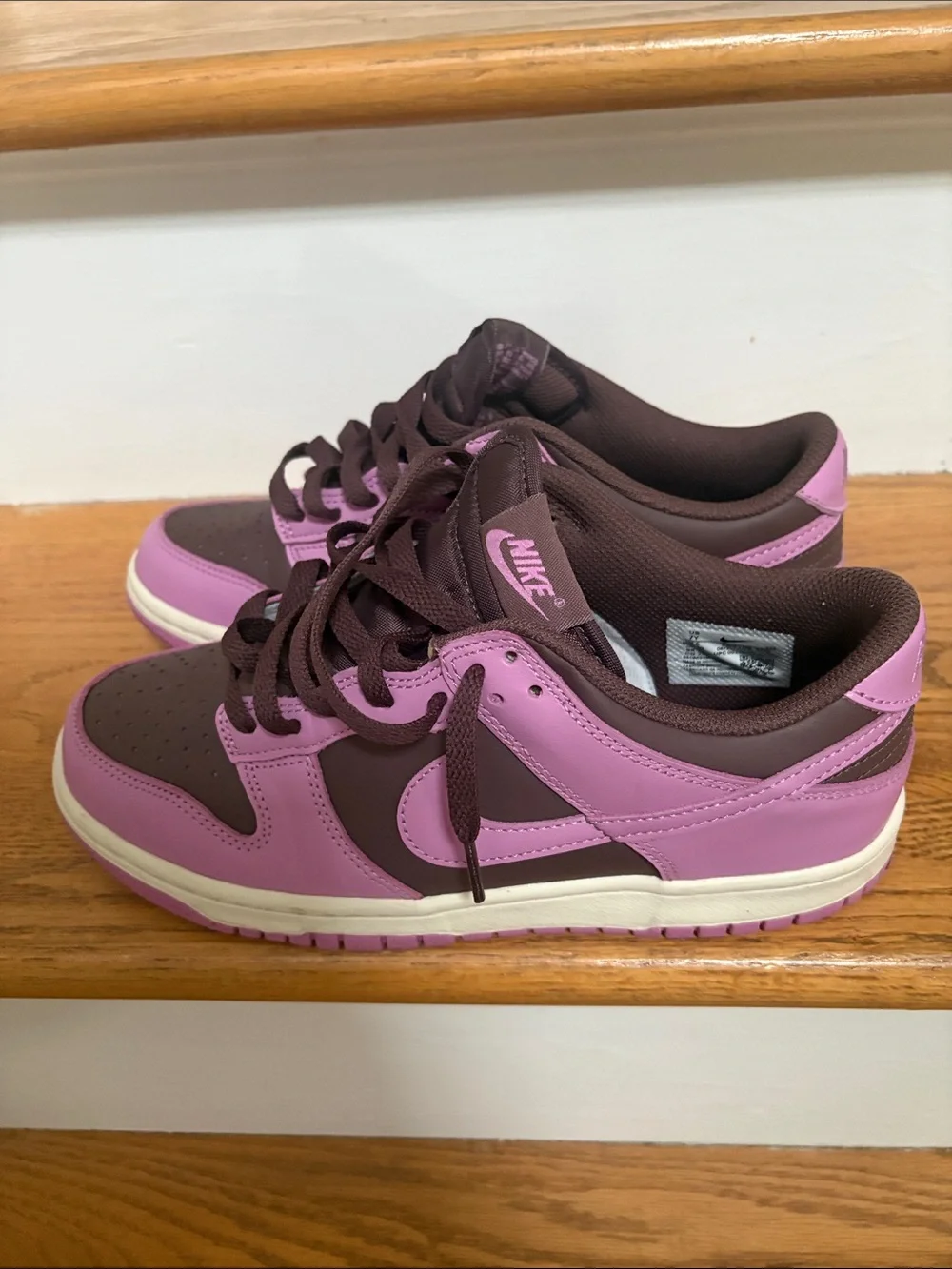 Nike Kids Low-Top DUNK Sneakers in Pink and Brown - 7Y